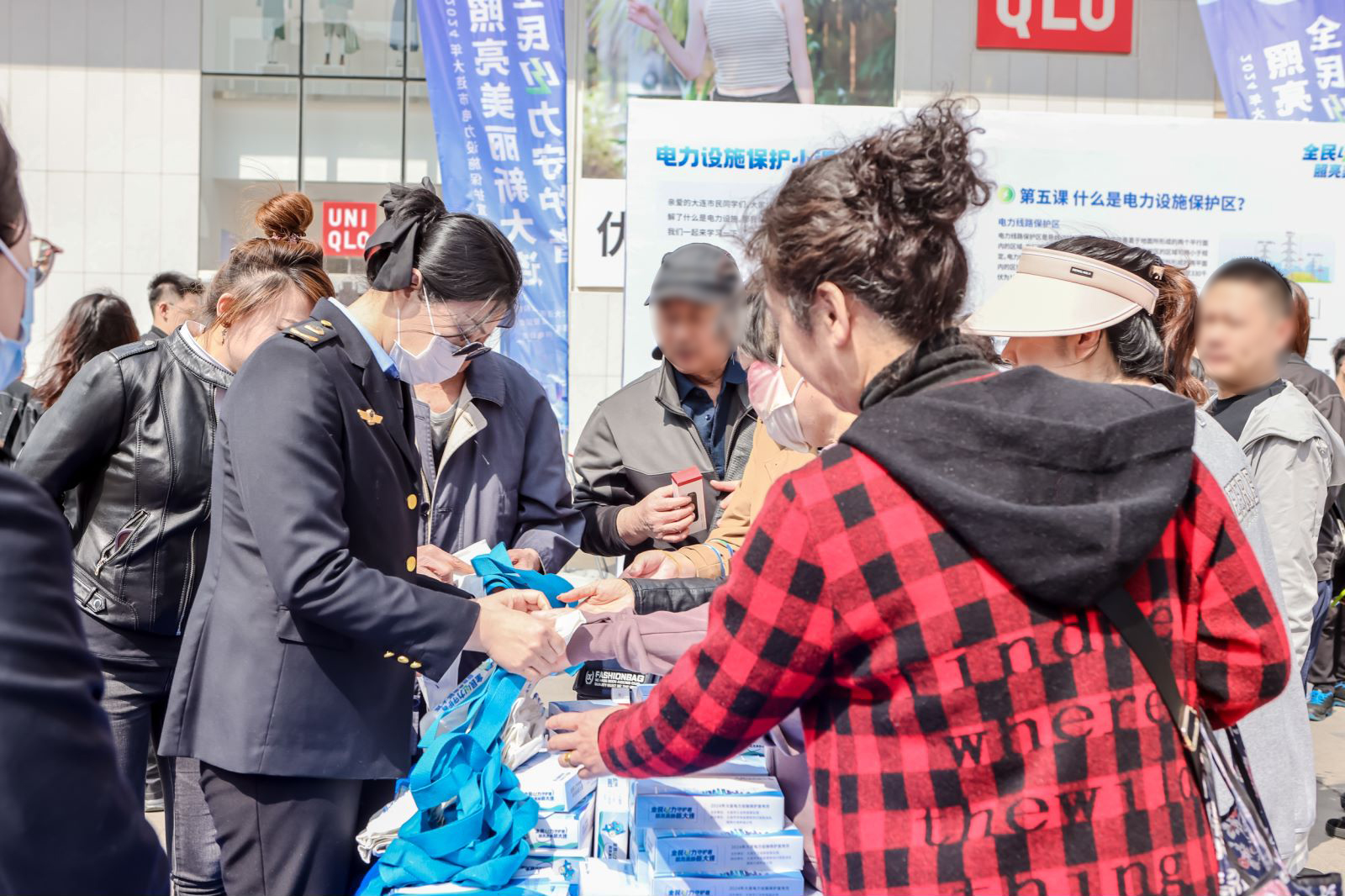 PG麻将胡了：大连市深度开展电力设施保护宣传(图2)