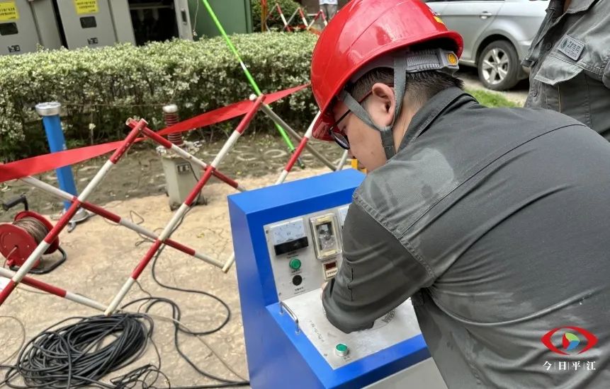 PG麻将胡了：全力以赴抢修！我县电力、通信正在陆续恢复中(图2)