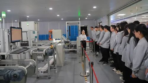 PG麻将胡了：国网吉林电力：电力之光照亮科普之路(图6)