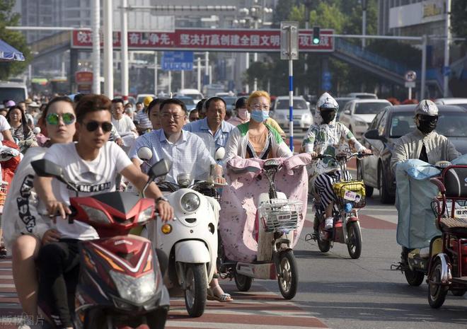 2025年1月起电动车、三轮车有新规定实施上路、充电都要注意(图6)