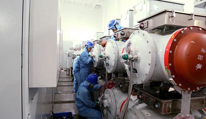 节日坚守！安徽电网多项重点工程建设“不打烊”(图4)